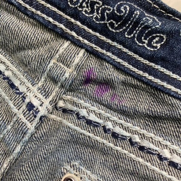 Miss Me Women's Easy Straight Jeans Size 26 x 26.5" - Picture 13 of 15